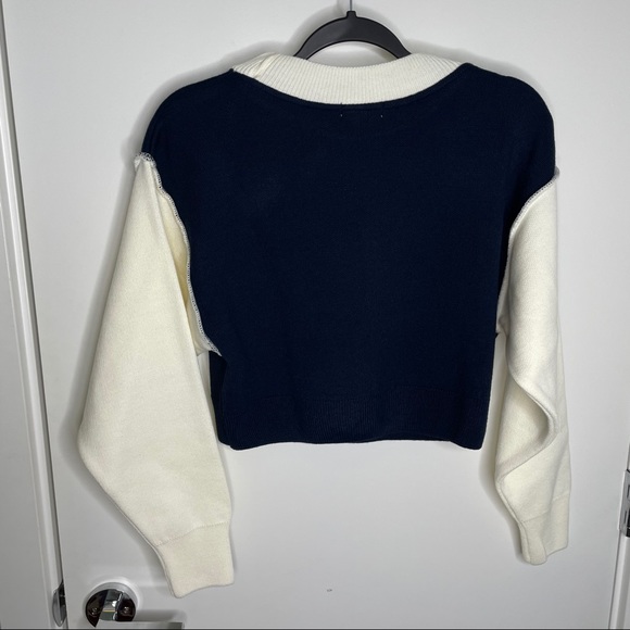NWT colour block semi cropped sweater - Picture 9 of 10